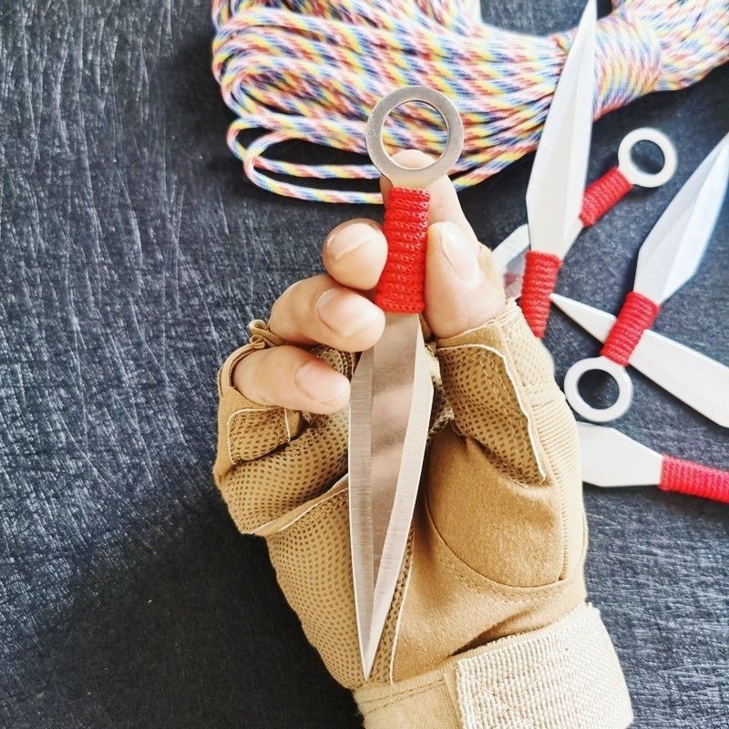 Set noževa za bacanje i dartova za trening borilačkih vještina — ravni i okretni bacaji