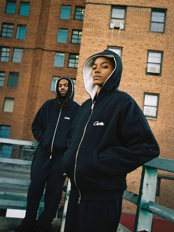 Υψηλής ποιότητας αμερικανικό χιπ-χοπ hoodie σετ για άνδρες — χαλαρή εφαρμογή και παντελόνια φόρμα με ίσια κοπή