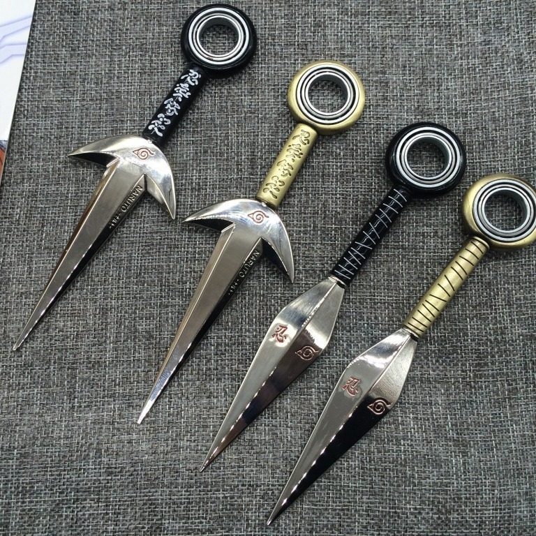 Naruto-inspirirani rotirajući set kunai i šuriken od legure
