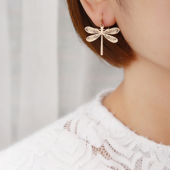 Vintage bakreni naušnice s dragonfly motivom, ružičasto zlat završetak