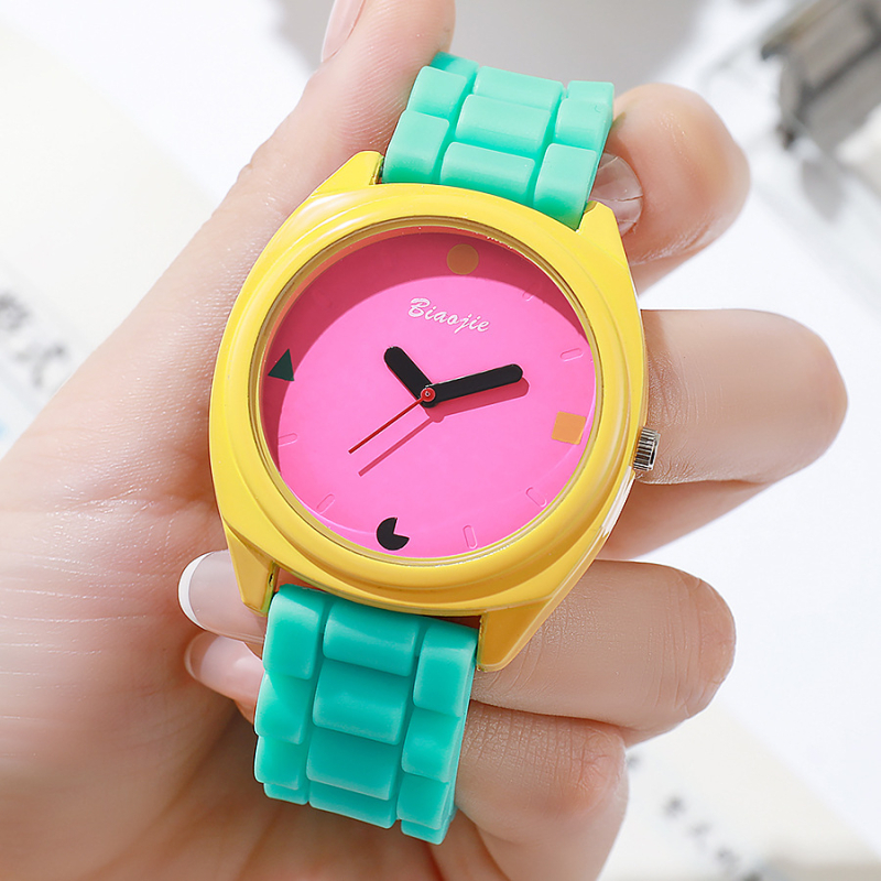 Ženski sat s silikonskom remenom, kvarcni mehanizam, okrugli brojčanik 40 mm, retro chic stil, Dopamine boja