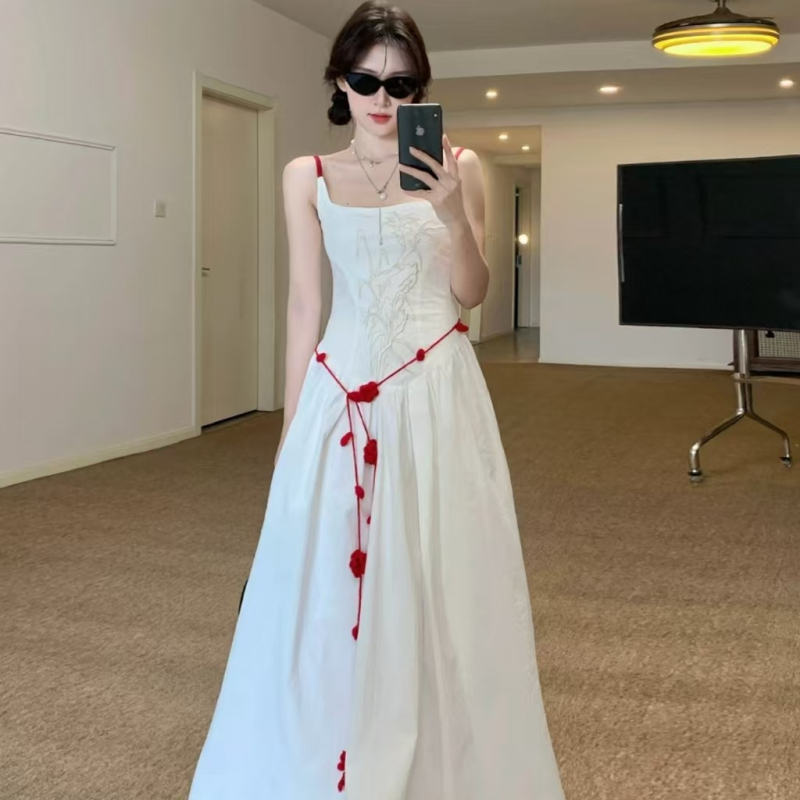 Izvorni ručno izrađen kaiš za struk s lancem, japanski stil, crvene boje, inspiriran Mori Girl stilom, elegantan i svestran dodatak haljinama.