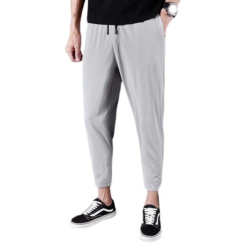Muške ljetne sportske hlače, tanki Ice-Silk materijal, opušten kroj, cropped duljina, manžetna