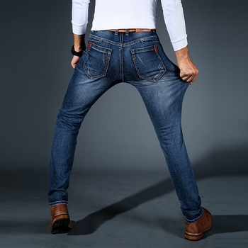 Ανδρικά τζιν από ελαστικό denim με επένδυση φλίς, ίσια γραμμή, στενή εφαρμογή, φθινοπωρινό-χειμερινό casual.