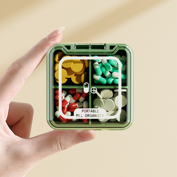 Prijenosna kutija za lijekove s 4 odjeljka, kompaktna mini kutija od PP plastike