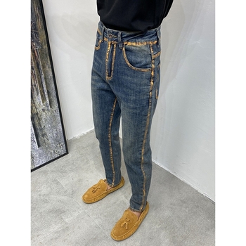 Ανδρικά τζιν φθινοπωρινά, street style, σε στενή γραμμή, vintage μπλε, ανθεκτικά και πλυμένα