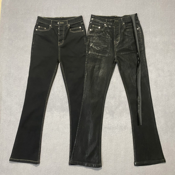 Jeans u RO stilu s voskastim završetkom, ukrasna traka, mikro-flare široke nogavice, elastične