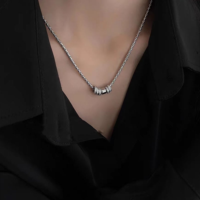 Ogrlica s cirkonijem u kružnom obliku, minimalistički stil, unisex