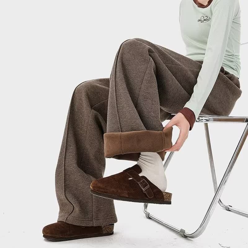 Muške hlače u Old Money stilu s uzorkom herringbone, zima, fleece unutrašnjost, ravne široke nogavice