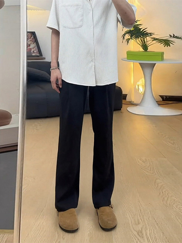 Férfi fehér ice-silk nadrág, slim-fit, microflare, elegáns esés, őszre