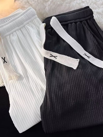 Férfiaknak szóló széles lábú nadrág ice-silk textúrával, tavasz–ősz, japán stílus, laza egyenes szabású, mindennapi nadrág