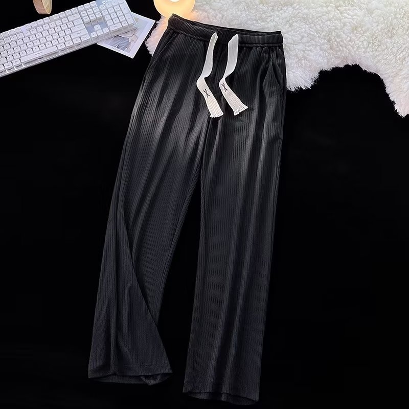 Férfiaknak szóló széles lábú nadrág ice-silk textúrával, tavasz–ősz, japán stílus, laza egyenes szabású, mindennapi nadrág