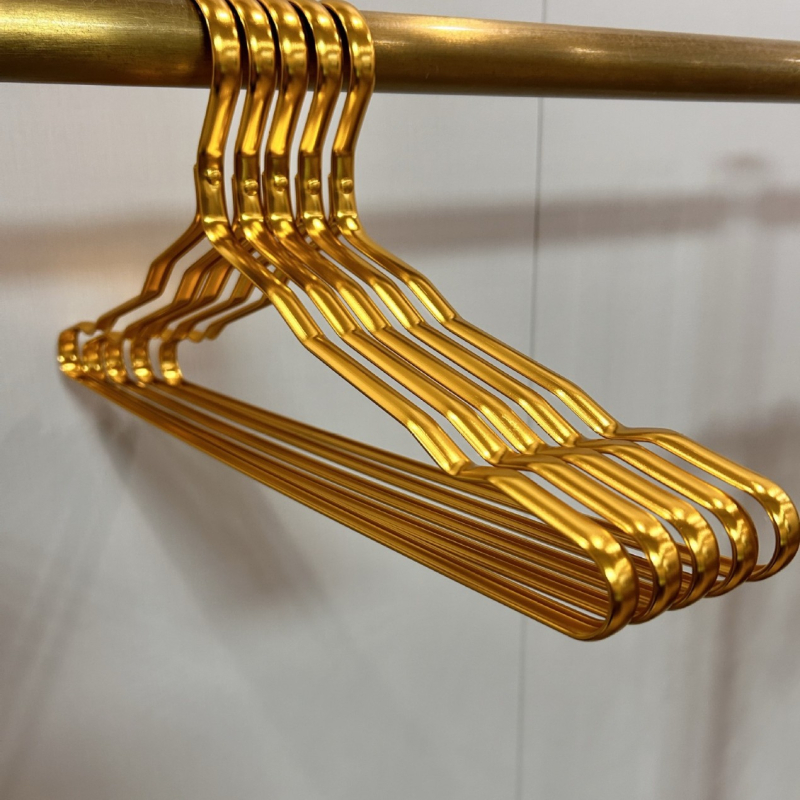Vješalica za odjeću od aluminijske legure za odrasle, bez tragova, elegantan dizajn