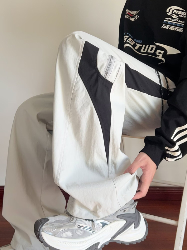 Férfiaknak színblokkolt fleece-béléssel készült cargo nadrág, egyenes szabás, laza, őszi-téli