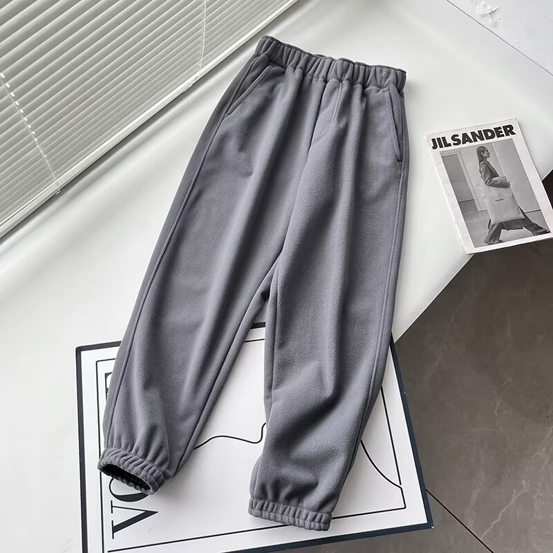 Unisex hlače otporne na vjetar s fleece podstavom za zimske sportove i svakodnevnu upotrebu