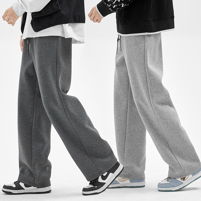 Muške zimske sportske hlače s fleece podstavom, opušten kroj, vezanje vrpce u struku, ravne nogavice, svakodnevne hlače