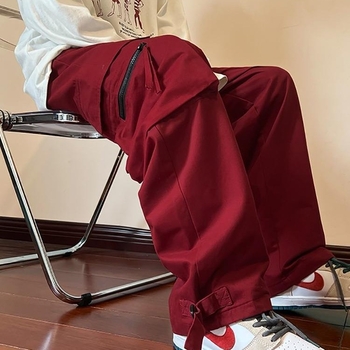 Férfi nyári munkásnadrág borvörös színben, hiphop stílusban, laza, egyenes szabású, széles szárú
