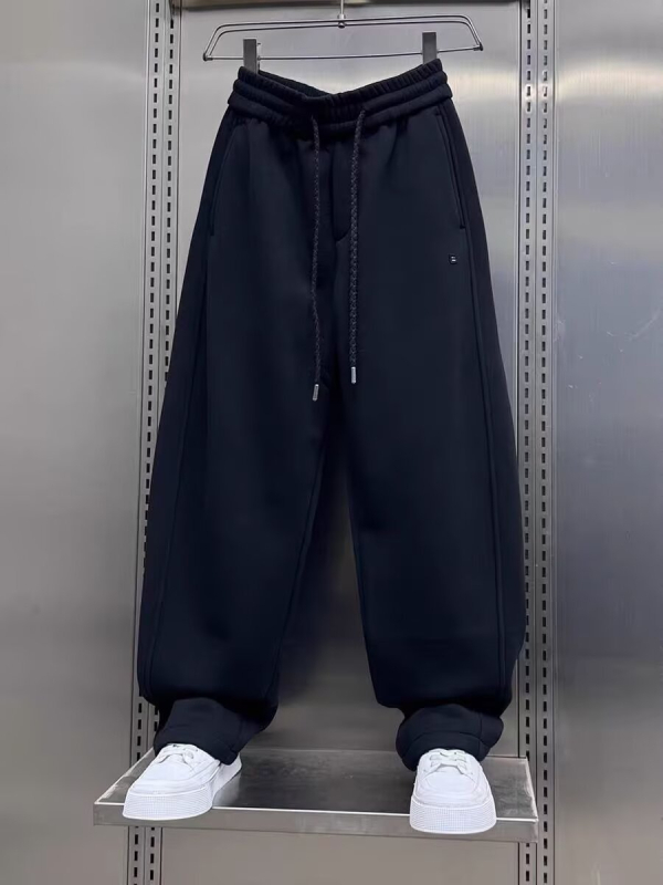Férfiaknak fleece-szel bélelt, egyenes szabású, casual nadrág, egyszínű