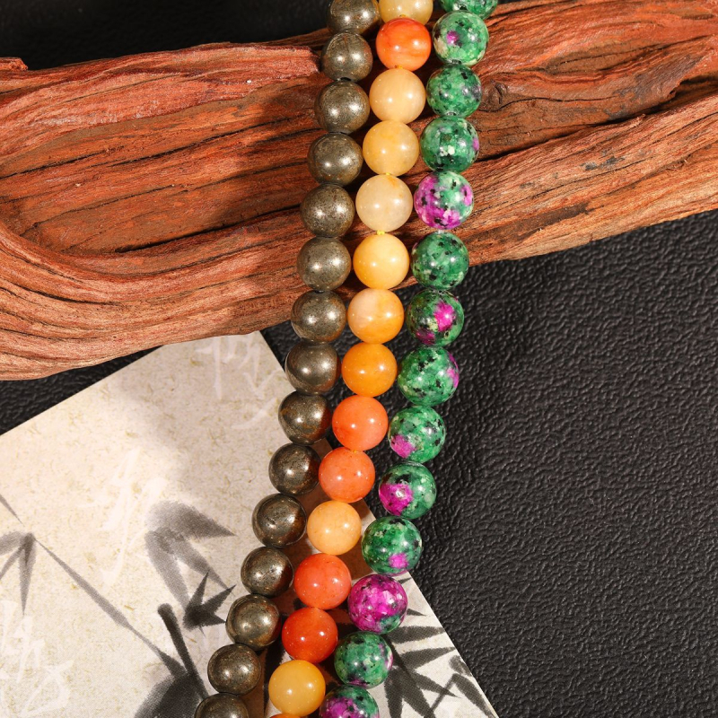 Materijali za DIY nakit: zlatosaten jade, chalcopyrit, crvene i zelene dragulje, poluproizvedene perle, slobodne perle, narukvica u kineskom stilu
