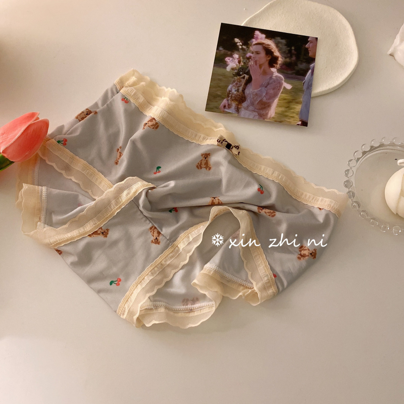 Glatko koži osjećaj, japanskog stila bezšivno donje rublje od ice silk za žene, ljeto, lagani dojam golotinje, slatki kroj sa srednjom duljinom struka
