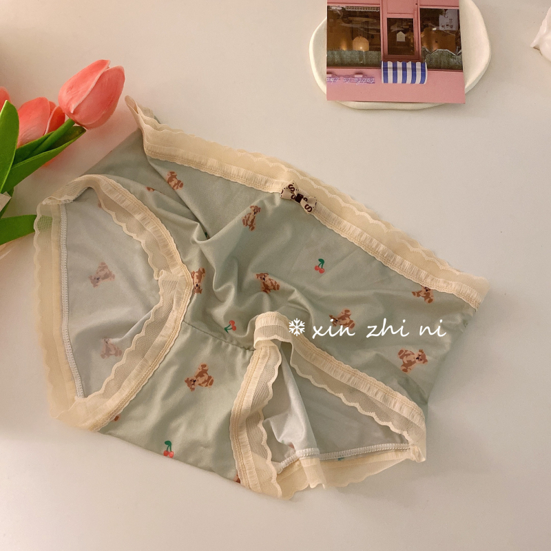 Glatko koži osjećaj, japanskog stila bezšivno donje rublje od ice silk za žene, ljeto, lagani dojam golotinje, slatki kroj sa srednjom duljinom struka
