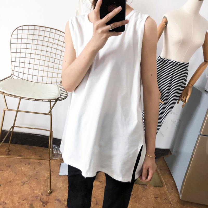 Labavi pamukasti top bez rukava za slojevito nošenje, s otkrivenim rubom, okrugli izrez, japanski streetwear stil