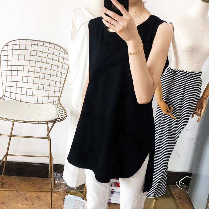 Labavi pamukasti top bez rukava za slojevito nošenje, s otkrivenim rubom, okrugli izrez, japanski streetwear stil