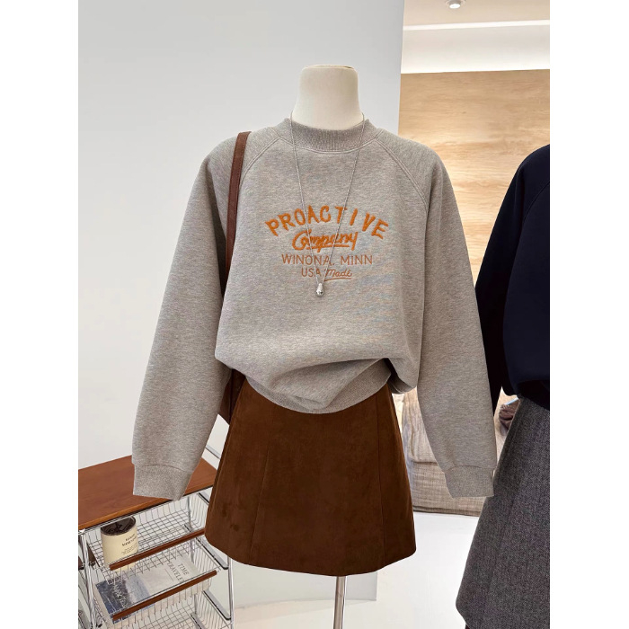 Ženski pulover-sweatshirt u korejskom stilu s izvezenim slovima, flis unutarnje obloge, debeli, okrugli izrez, jesensko-zimska sezona, casual udoban