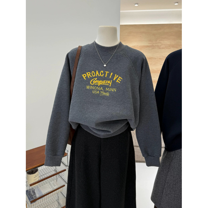 Ženski pulover-sweatshirt u korejskom stilu s izvezenim slovima, flis unutarnje obloge, debeli, okrugli izrez, jesensko-zimska sezona, casual udoban