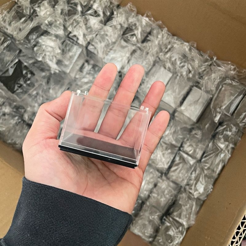 Akrilna mini vitrina za anime figure s crnom osnovom, verzija 2.0, stolna izložbena kutija, za zaštitu od prašine
