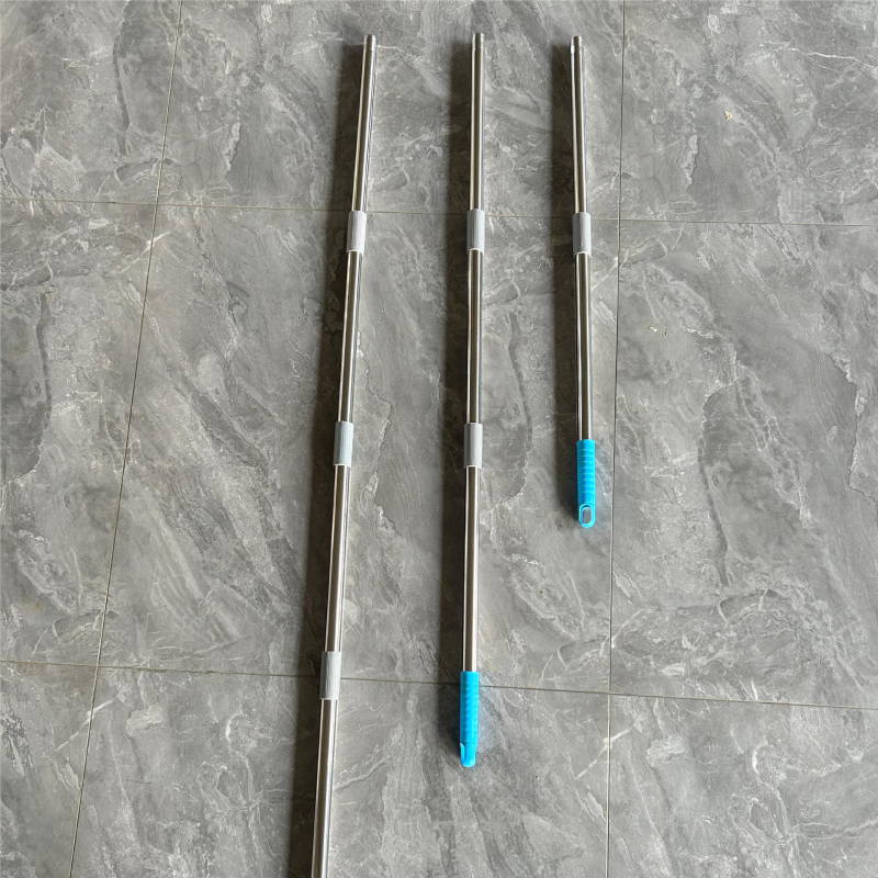 Sustav štapova za mop i metlu, dvodijelni ili trodijelni štap, s integriranom glavom mopa i plastičnim dijelovima