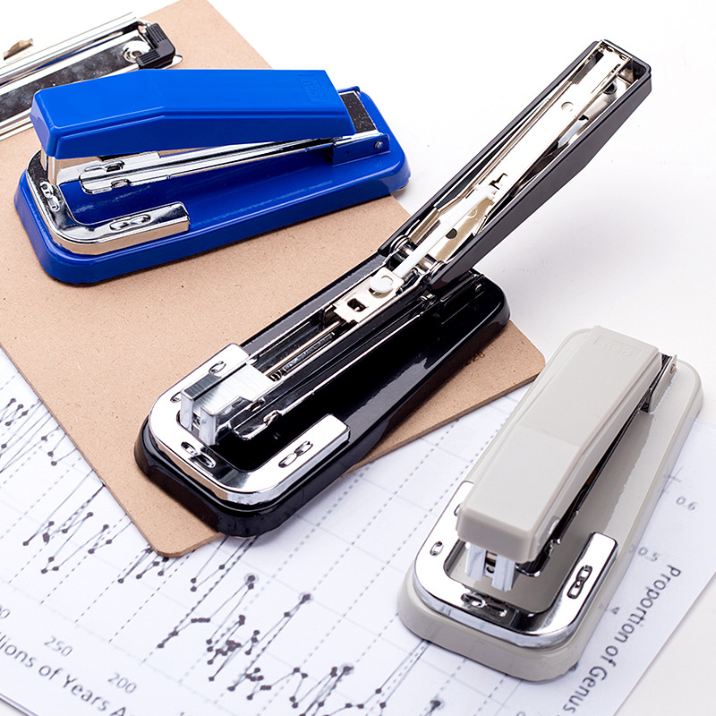Deli TA304 rotirajući uredski stapler, ergonomska glava, velik kapacitet, kompatibilan s 24/6 spajalice