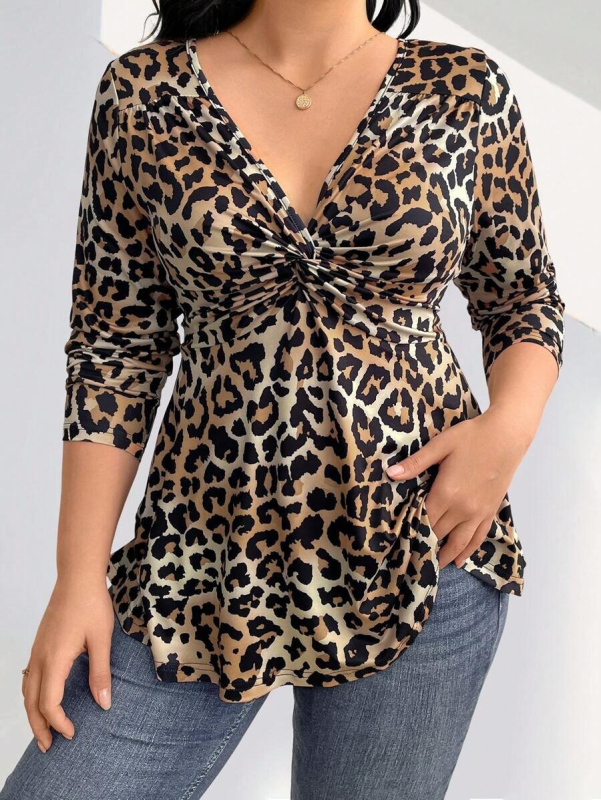 Majica s leopard uzorkom, uski kroj, V-izrez