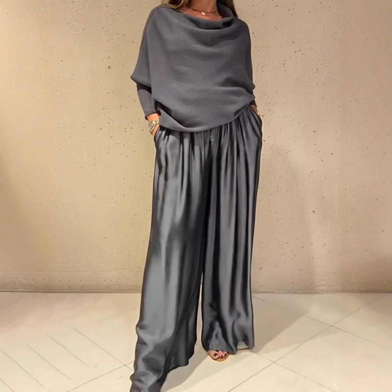 Elegantni dvodijelni set: top bez ramena i satenske hlače širokog kroja