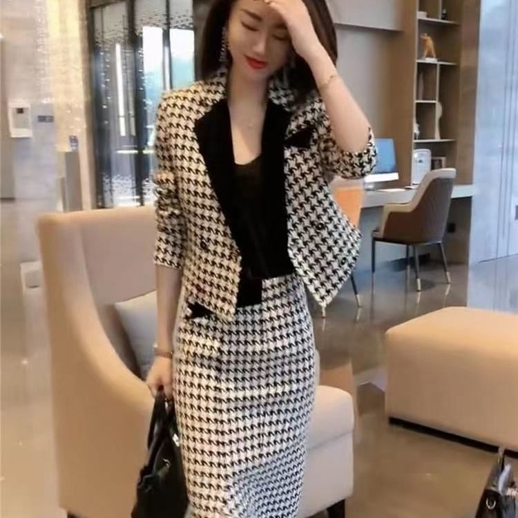 Ženski set s kariranim sakoom i bodycon suknjom, 2026 proljeće-jesen, moderan street style