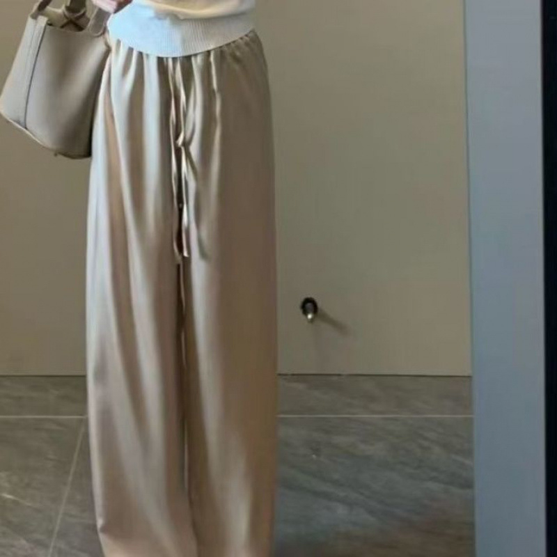Ženski set: izvezeni pleteni top i hlače visokog struka, ljeto 2025, gradski stil, vitka silueta