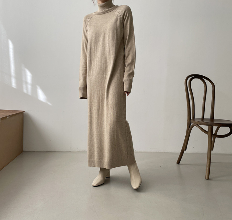 Jesen-zima oversize pletena haljina, iznad koljena, A-linijskog kroja, visok ovratnik, dugi raglan rukavi, jednobojna, akril