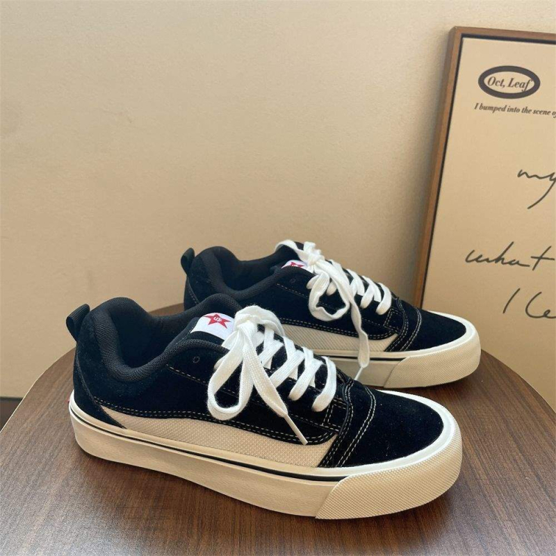 Fekete vászoncipők nőknek és férfiaknak, mindennapi casual sneakers, 2026 tavasz, stílus chunky bread skate