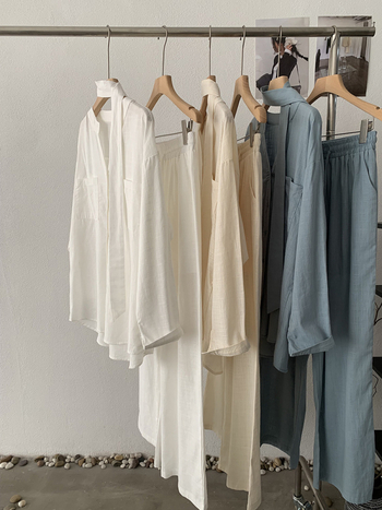 Omalai Old Money stil – proljetna moda: košulja s V-dekolteom, jednofarbeni top uz pojas u struku, dugi rukavi i dugi hlače, dvodijelni set 6127