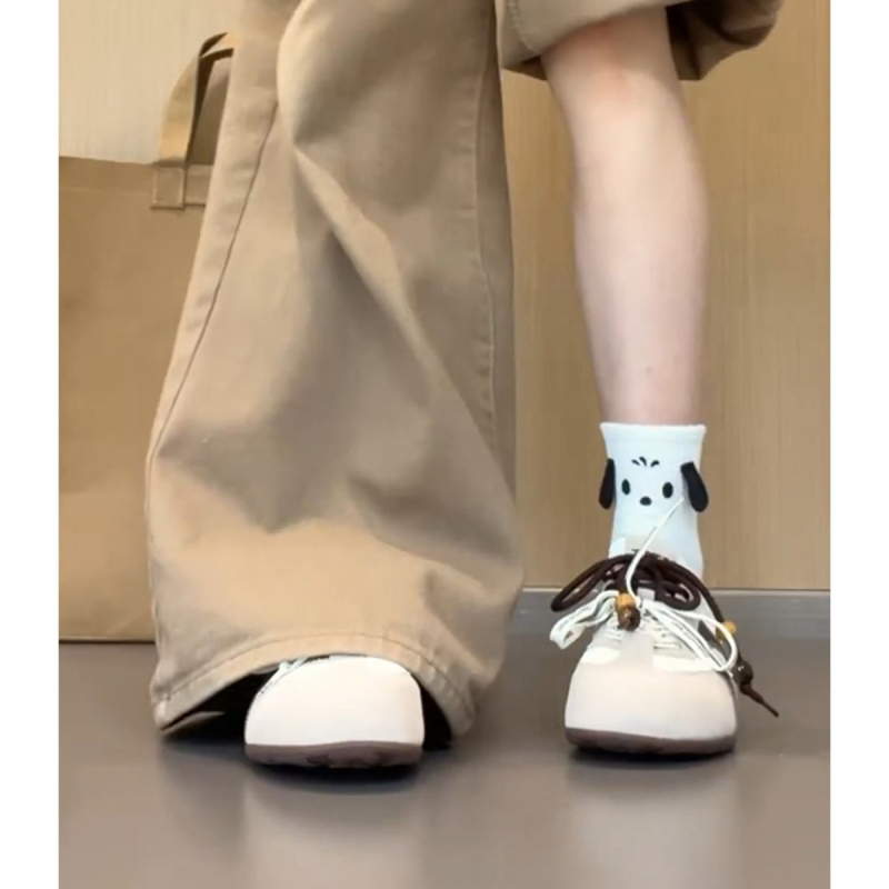 Ženske tenisice s podizanjem visine i perlama, casual stil trening cipela, proljeće 2026