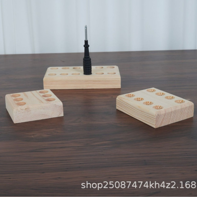 Kreativni drveni držač za klešta – DIY organizator alata