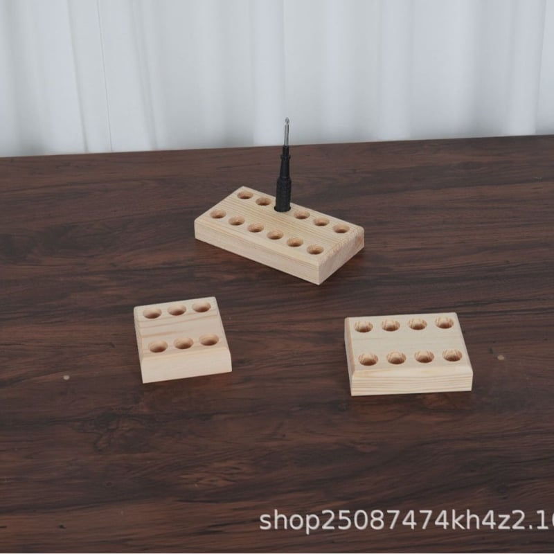 Kreativni drveni držač za klešta – DIY organizator alata