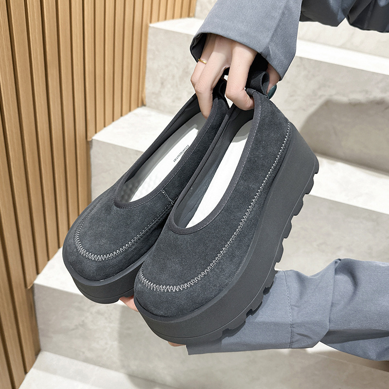 Ženske tenisice s debelim potplatom i unutarnjim podizanjem visine, retro dad shoes stil, sportske casual tenisice za proljeće 2025