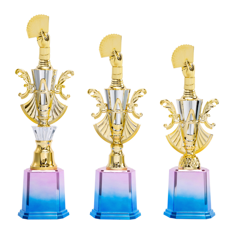 Prilagođeni Guan Dan poker trofej s 21 bodova – plastični pehar, suvenir za događaj