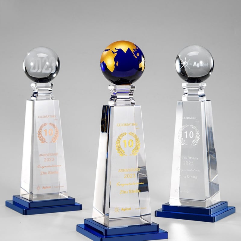 2025 Earth Crystal Trophy — Prilagođena gravirana nagrada za godišnji sastanak tvrtke