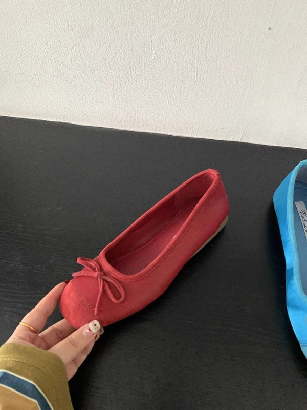 Plave ženske balerinke s mašnicom, zaobljenim vrhom, niska potpetica, slip-on