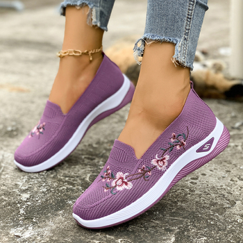 Ženske cipele velikih veličina, casual Slip-On cipele s izvezenim uzorkom u Pekin stilu, platnene