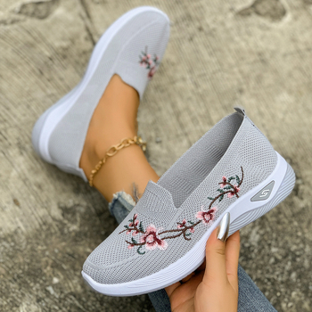 Ženske cipele velikih veličina, casual Slip-On cipele s izvezenim uzorkom u Pekin stilu, platnene