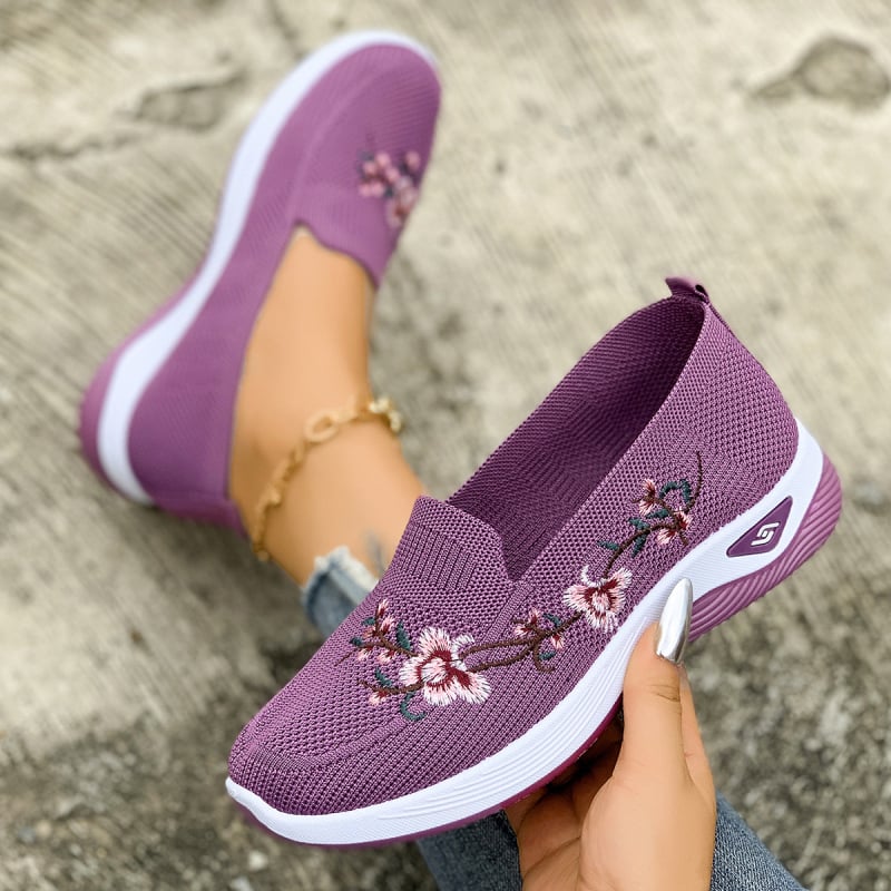 Ženske cipele velikih veličina, casual Slip-On cipele s izvezenim uzorkom u Pekin stilu, platnene
