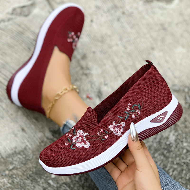 Ženske cipele velikih veličina, casual Slip-On cipele s izvezenim uzorkom u Pekin stilu, platnene